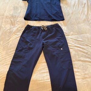 Men’s FIGS Navy Blue Scrub Top and Pants set